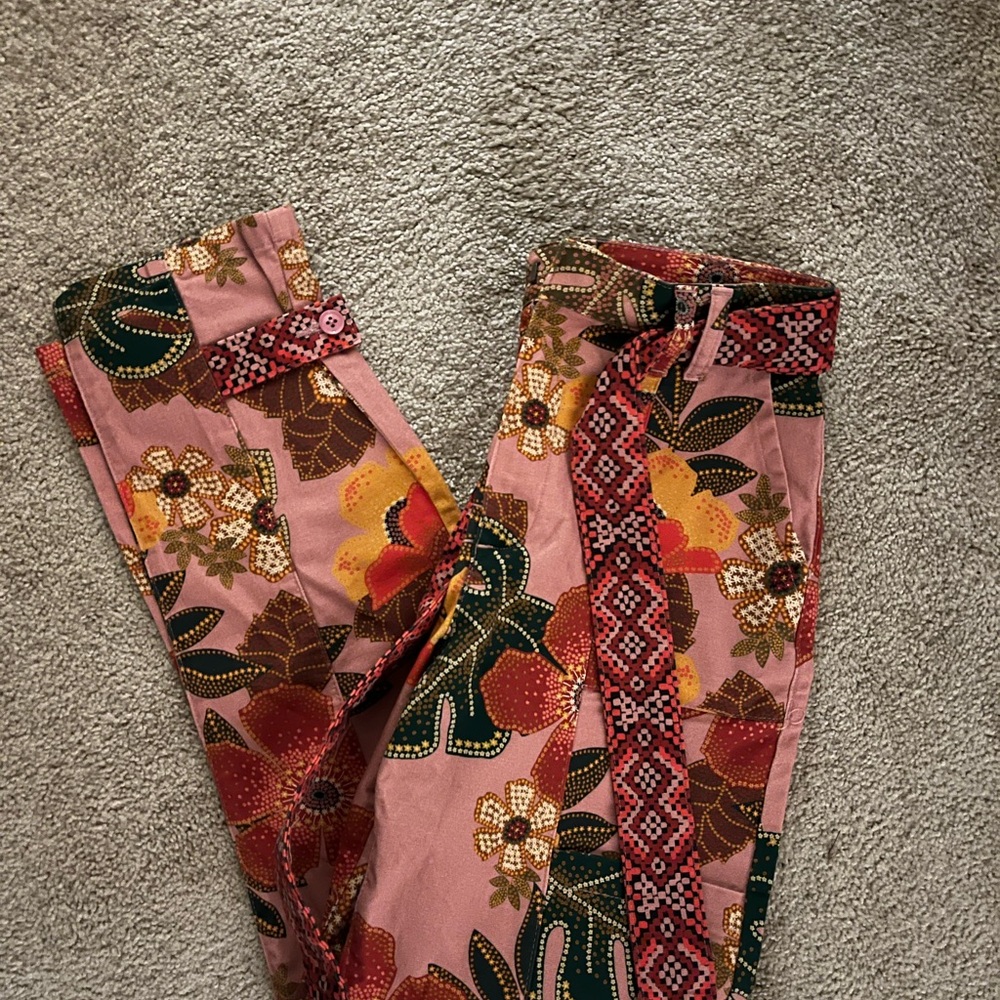 FARM Rio Multicolor Floral Pants - Picture 2 of 3